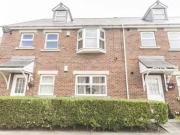 Nice 2 BA 3 bedroom maisonette for rent in Bower Court, DH6