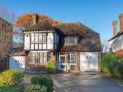 Deal! 2 BA 4 bedroom detached house for rent in Southend...