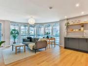 Rental! 2 bedroom apartment for rent in Madeira Road,...