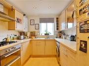 Nice 2 bedroom apartment for rent in Shakespeare Avenue,...