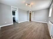 Deal! 2 bedroom flat for rent in Cornflower Drive,...