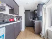 Cheap 2 bedroom flat for rent in Vicarage Road, Kings...