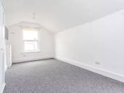 Nice 2 bedroom Flat to rent, Watling Street, Radlett,...
