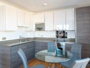 For Rent 2 Bedroom Shared Living/roommate Londres Great...