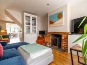 New 2 bedroom terraced house for rent in Boundary Road,...