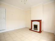 Just in! 2 bedroom terraced house for rent in Long...