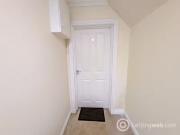 Nice 2 BR Property to rent in Cross Keys Close,,...
