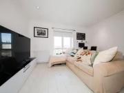 Cheap 2 BR Sarsfield Quay