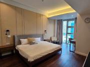 For Rent 2BR Condo with parking in Grand Hyatt South BGC