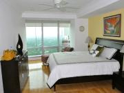 For Rent: 2BR, Parking, Golf Course View, One Mckinley...
