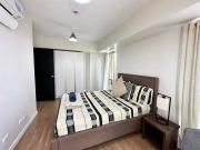 FOR RENT 2BR UNIT WITH BALCONY AND PARKING IN SOLINEA...