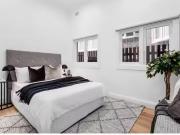 Cozy 3/213 215 Edgecliff Road, Woollahra Apartment for...