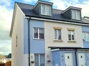 New 3 BA 3 bedroom semi detached house for rent in...