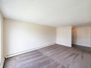 For Rent 3 Bedroom Apartment Edmonton AB DS94120527