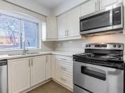 For Rent 3 Bedroom Apartment Toronto ON DS99629878