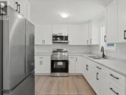 For Rent 3 Bedroom Apartment Windsor ON DS98341072