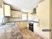 Unique 3 bedroom detached house for rent in bird Road,...