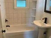 For Rent 3 Bedroom House Windsor ON DS92870048