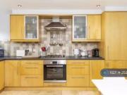 Charming 3 bedroom terraced house for rent in Concorde...