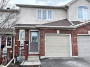 For Rent 3 Bedroom Townhouse Barrie ON DS94358965