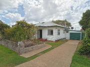 Unique 3 BR 7 Thorn Lane, Ipswich, QLD 4305