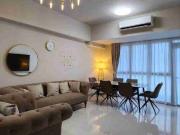 For Rent 3 BR with Maidsroom Condo Unit in [ Uptown...