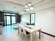 3BR Golf Course View Condo Unit with a Balcony For Sale...