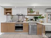 Rental! 405/16 Merivale Street, South Brisbane, QLD 4101
