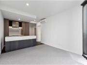 Unique 4110/119 ABeckett Street, MELBOURNE Apartment for...