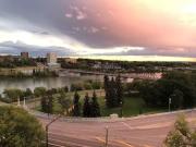 Deal! 424 Spadina Crescent East