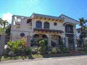 FOR RENT 4 Bedroom House with Pool in Ayala Alabang...