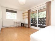 For Rent 4 Bedroom Shared Living/roommate London London...