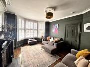 Deal! 4 bedroom terraced house for rent in Shaftesbury...