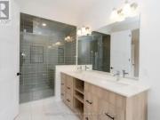 For Rent 4 Bedroom Townhouse Vaughan ON DS94988070