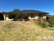 Just in! 4 Kimberly Way, Happy Valley SA 5159