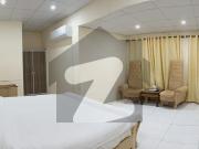 FOR RENT 500 SQ YARRD Fully Furnished Double Storey...