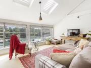 For Rent! 514/6 Cowper Wharf Roadway, Woolloomooloo, NSW...