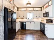 For Rent! 58079586 386 Tweed Ave