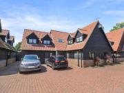 New 5 BA 4 bedroom detached house for rent in London...