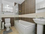 For Rent 5 Bedroom House Bushey Bushey DS92746101