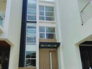 FOR RENT 5 Bedroom House in M Residences, Capitol Hills,...