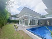FOR RENT 5 Bedroom House with Pool in Ayala Alabang...