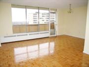 For rent: 6010 Bathurst St North York, 3+ bdrm Viewit |9732