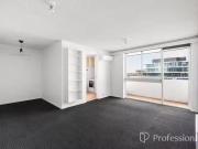 Deal! 62/3 Alfred Square, St Kilda, VIC 3182