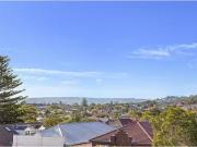 Rental! 6/4 Hastings Parade, North Bondi Apartment for...