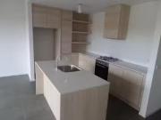 Deal! 66 Valley Lake Boulevard, Keilor East VIC 3033