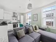 Just in! 6 BR Jamaica Street