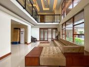 For Rent: 780sqm with 6 Bedrooms House and Lot at BF...