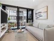 Rental! 804/10 Wominjeka Walk, West Melbourne Apartment...