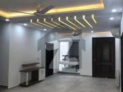 FOR RENT 962 Sqyrd Triple Storey 15 Bedrooms for...